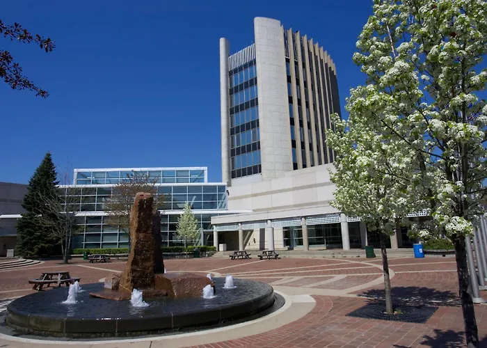 Holiday Inn Burlington Conference Centre By Ihg