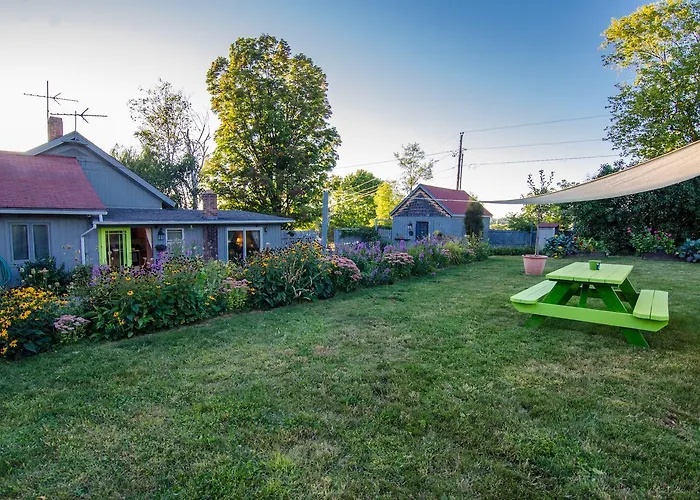 Inn At Charlotte B&B